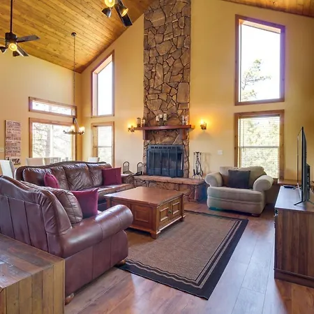 Mtn-View Hilltop Hideaway With Deck In Show Low